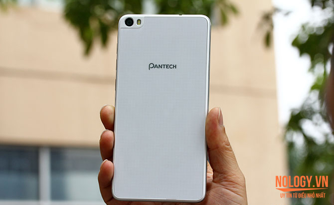 sky-pantech-v955-gia-re.jpg