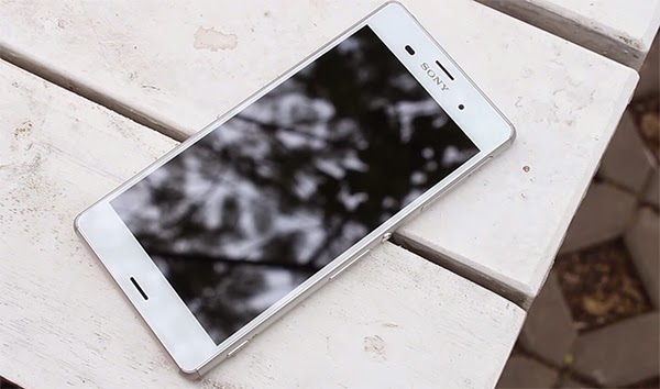 sony-xperia-z3-Au-SOL26.jpg