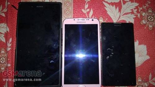Sony-Xperia-ZU-1372125994_500x0.jpg