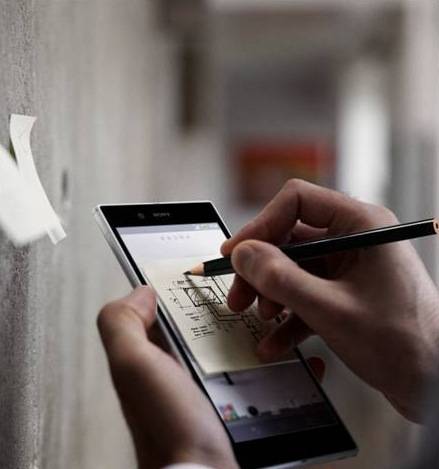 Sony-Xperia-ZU-22-1372125994_500x0.jpg