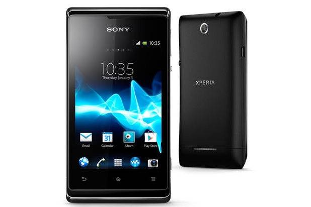 tech-sony-xperia-e-dual-sim-phone-1.jpg