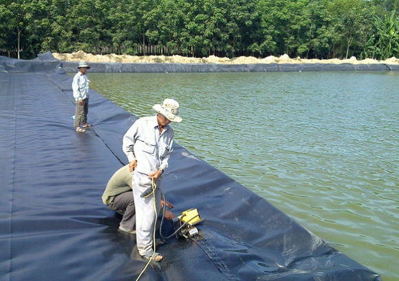 thi-cong-mang-chong-tham-hdpe-071216.jpg
