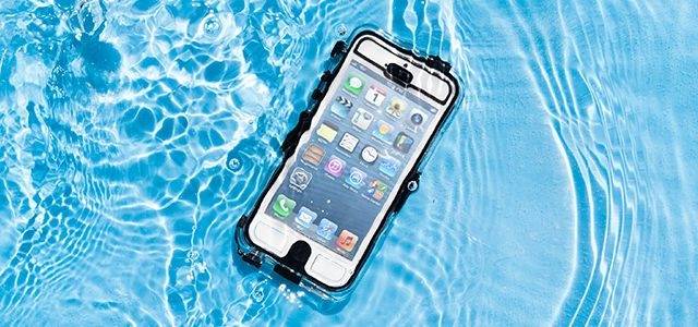 top-nhung-vo-case-chong-nuoc-cho-iphone-5-2.jpg