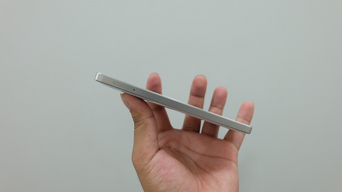 tren-tay-xiaomi-mi4-chinh-hang-gia-2-trieu-tai-viettablet-3.JPG