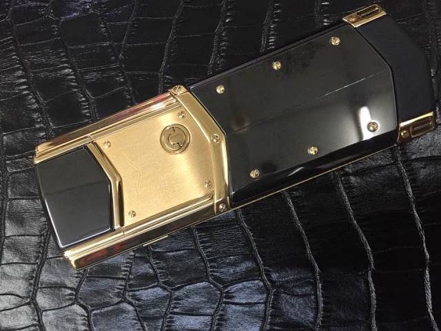 Vertu-Signature-S-%25C4%2591en-v%25C3%25A0ng-cao-c%25E1%25BA%25A5p.2.jpg