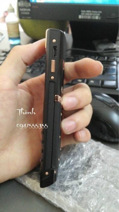 vertu-signature-s-%C4%91en-%283%29.jpg