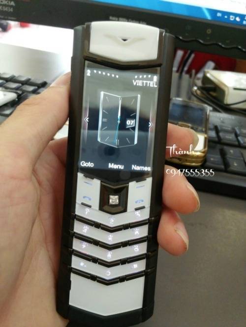vertu-signature-s-design-black-white-%287%29.jpg