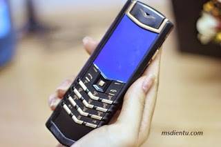 vertu-signature-s-design-black_G111.jpg