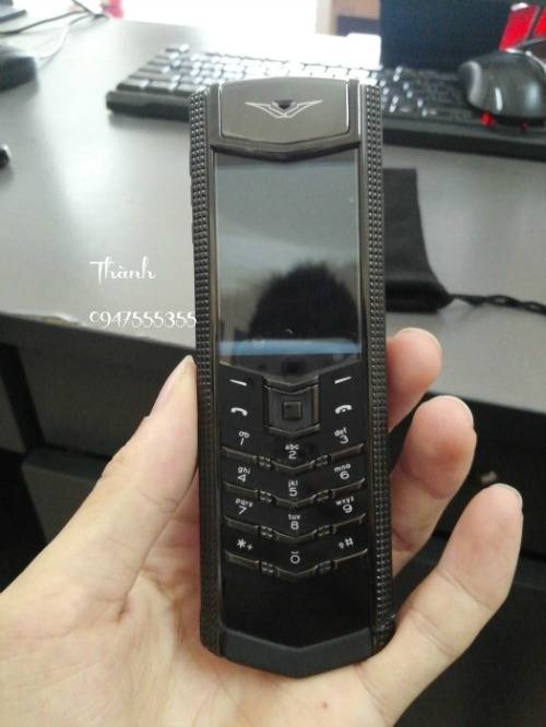vertu-signature-s-fake-%281%29.jpg