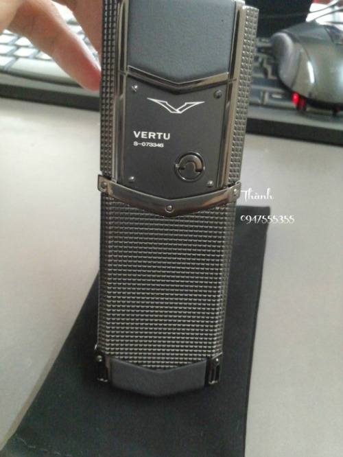 vertu-signature-s-fake-%283%29.jpg