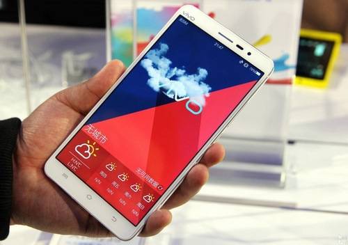 Vivo-Xplay-3S-7117-1388380227.jpg
