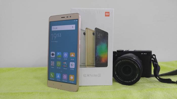 xiaomi-redmi-note-3-pro-ban-chinh-hang-va-xach-tay-khac-nhau-ra-sao.jpg